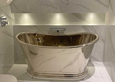 Luxury bathroom design with beautiful bath tub fitted by Cookham bathroom designer